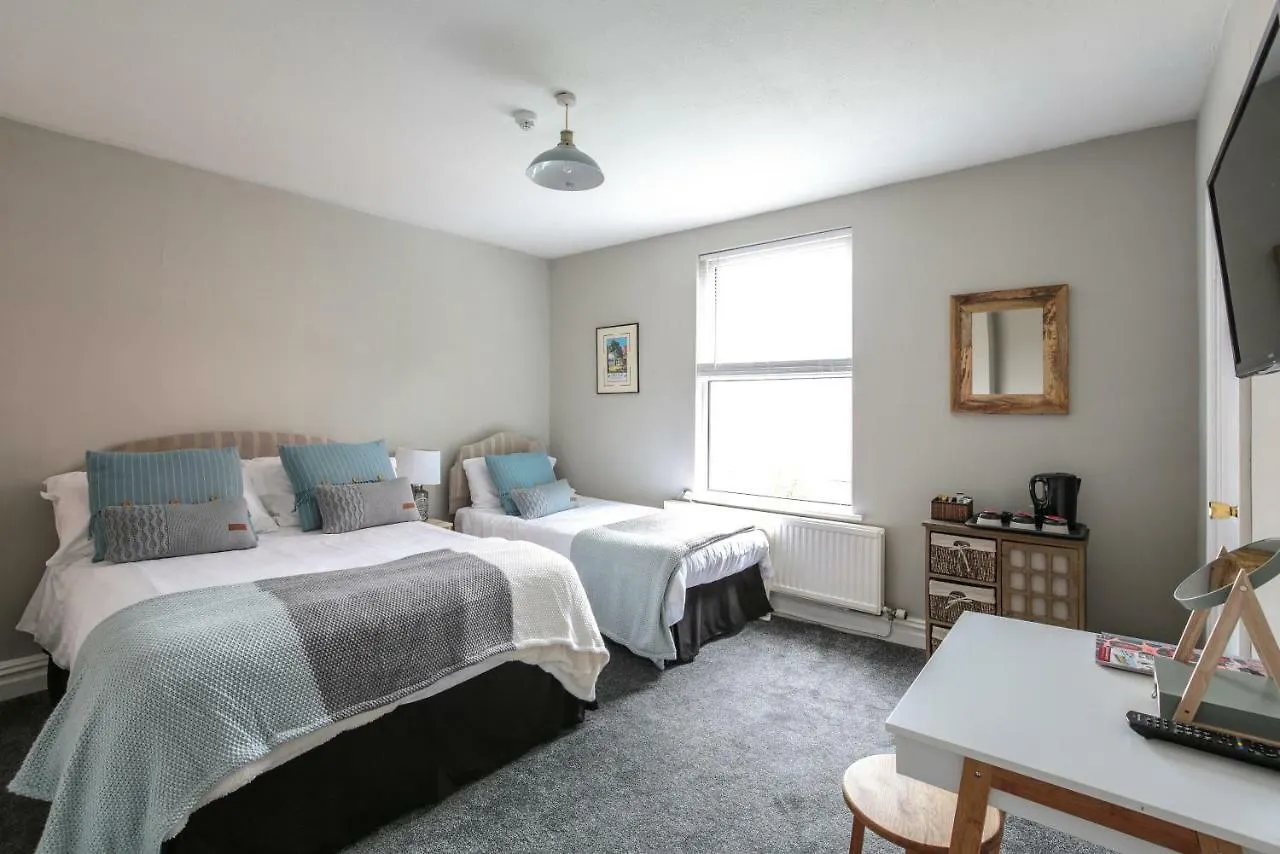 Baytree Lodge Chester Guest house