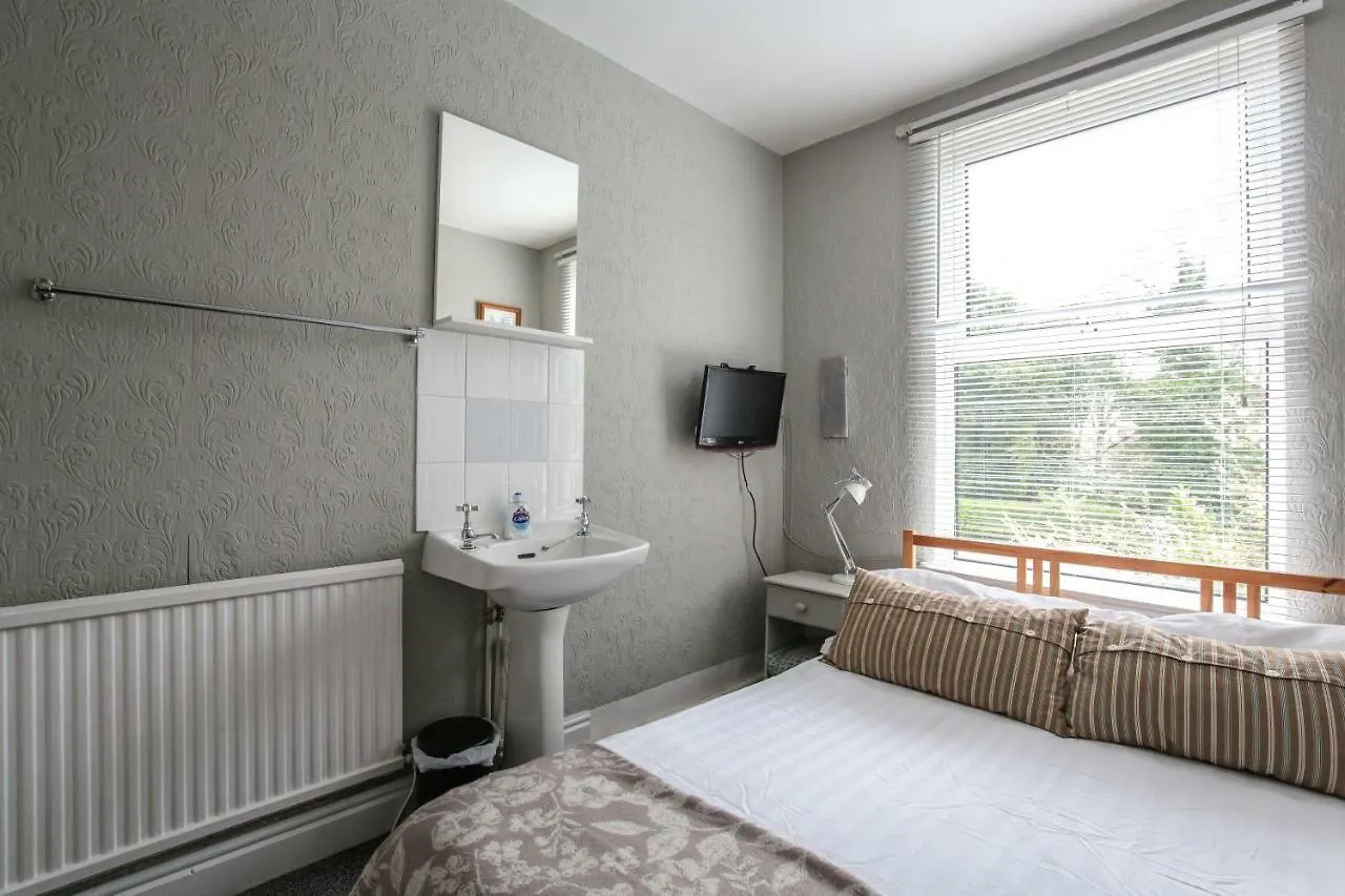 Baytree Lodge Chester Guest house