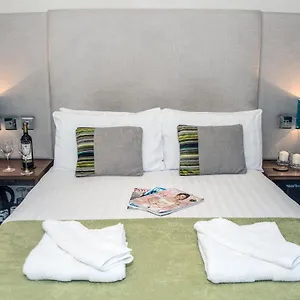 Appartement Base Serviced - Road, Chester