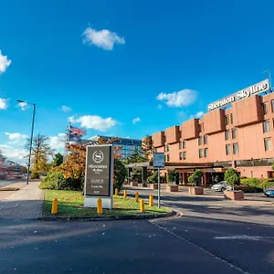 **** Отель Sheraton Skyline London Heathrow Великобритания